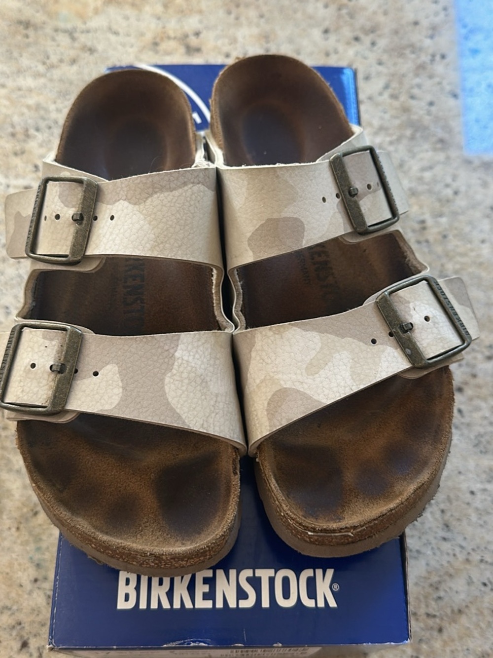 Birkenstock Arizona  - Beige Sand Camo. Narrow fit size 37